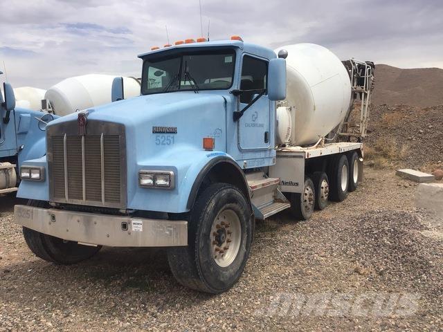 Kenworth W900B Вантажівки / спеціальні