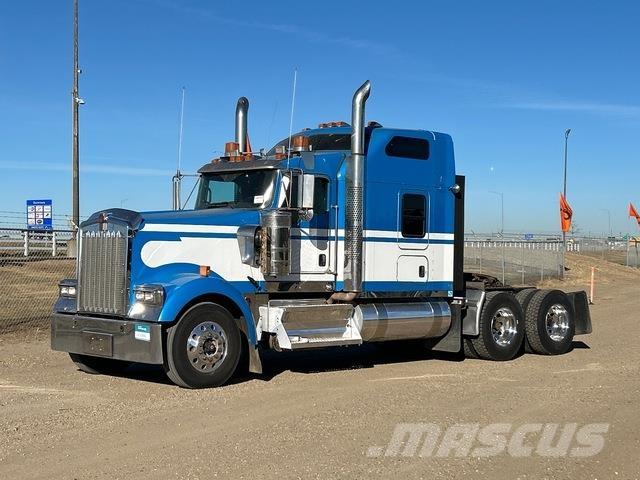 Kenworth W900L Тягачі