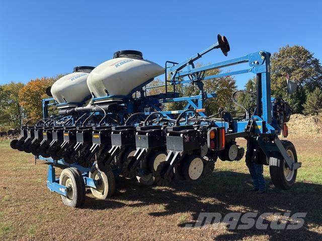 Kinze 3600 Cажалки