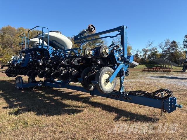 Kinze 3600 Cажалки