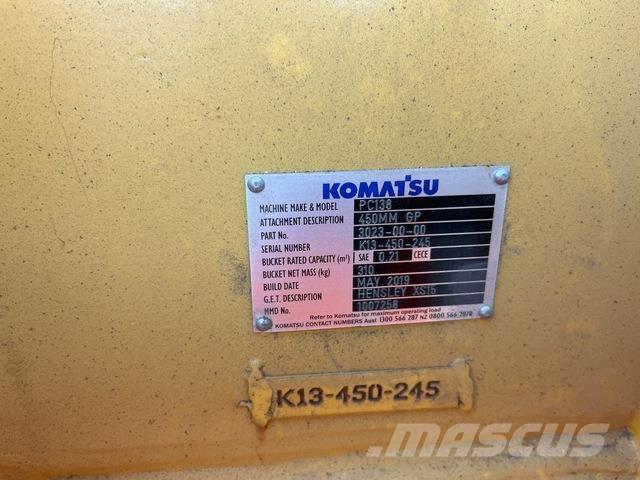Komatsu  Ковші