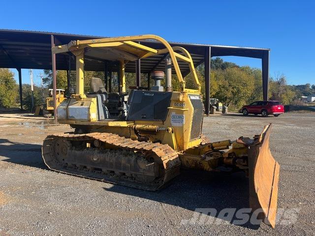 Komatsu  Гусеничні бульдозери