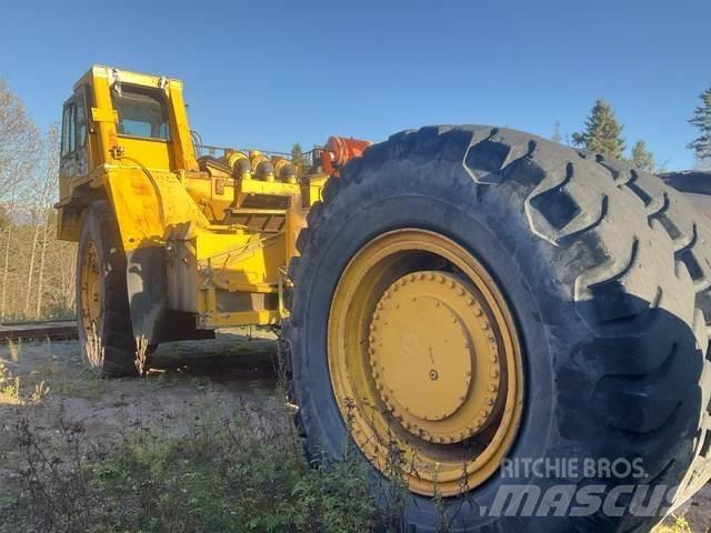 Komatsu 330M Зчленовані самоскиди