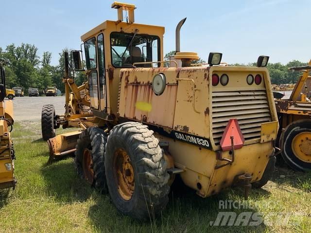 Komatsu 830B Грейдери