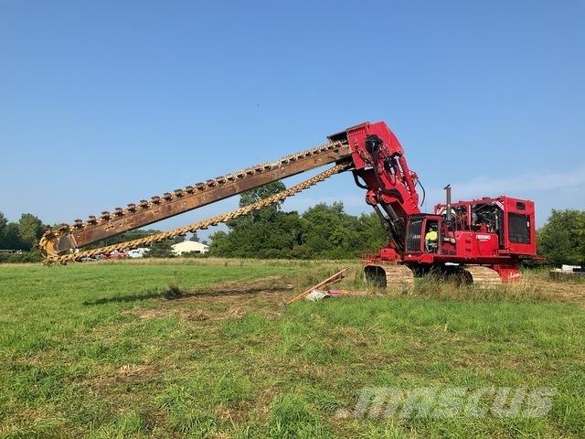 Komatsu PC750 Канавокопачі