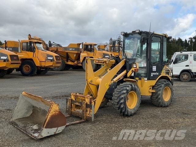 Komatsu WA50-6 Фронтальні навантажувачі