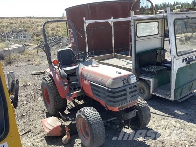 Kubota B2400HD Трактори