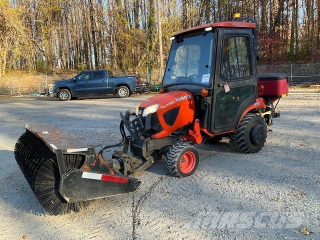 Kubota BX2380 Трактори