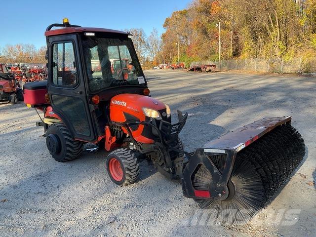 Kubota BX2380 Трактори