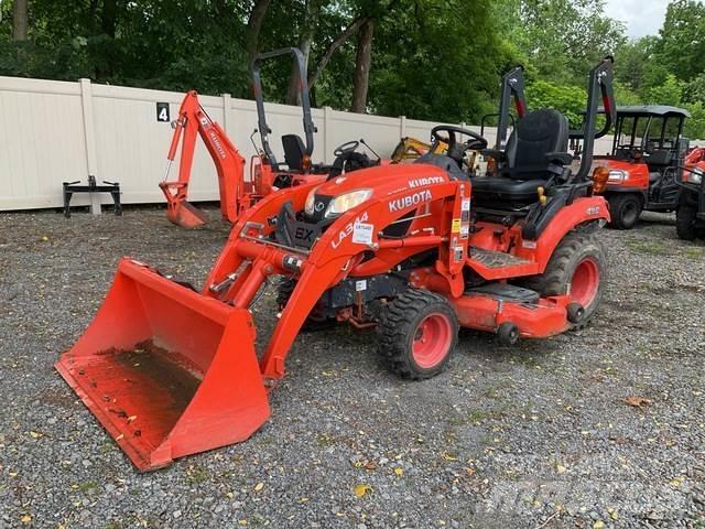 Kubota BX2380V Трактори