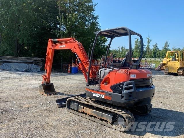 Kubota KX121-3 Гусеничні екскаватори