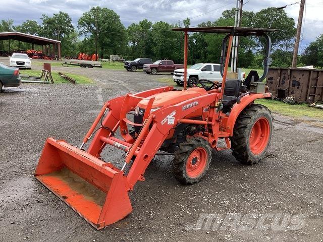 Kubota L2501DT Трактори