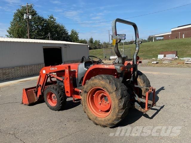 Kubota L3130D Трактори