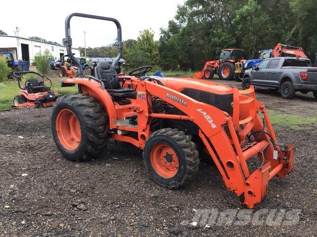 Kubota L3240 Трактори
