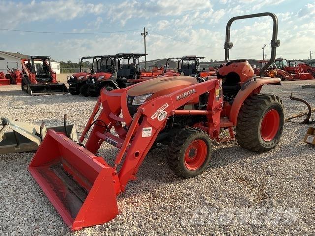 Kubota L3301D Трактори
