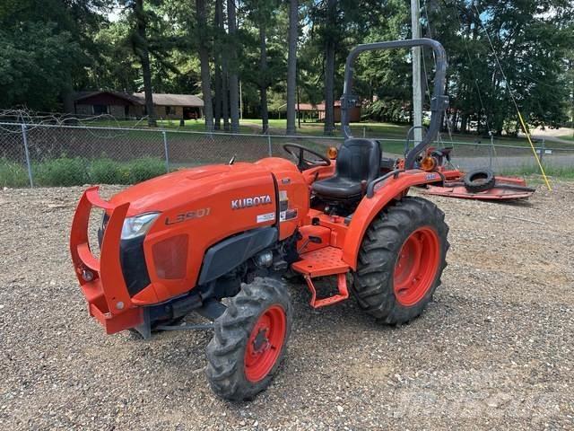 Kubota L3901DT Трактори