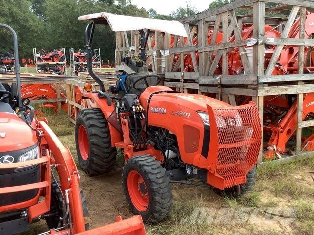 Kubota L3901DT Трактори