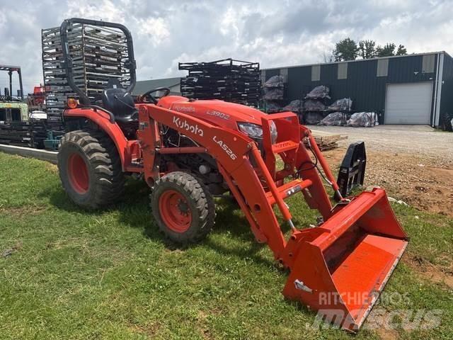 Kubota L3902DT Трактори