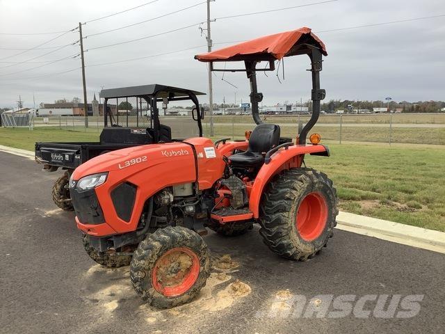 Kubota L3902DT Трактори