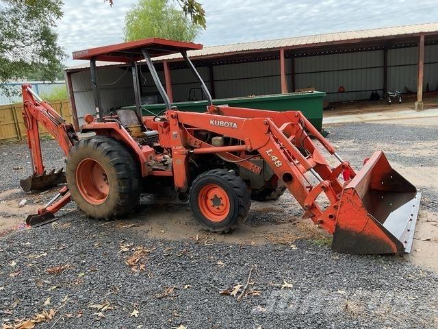 Kubota L48 Екскаватори-навантажувачі