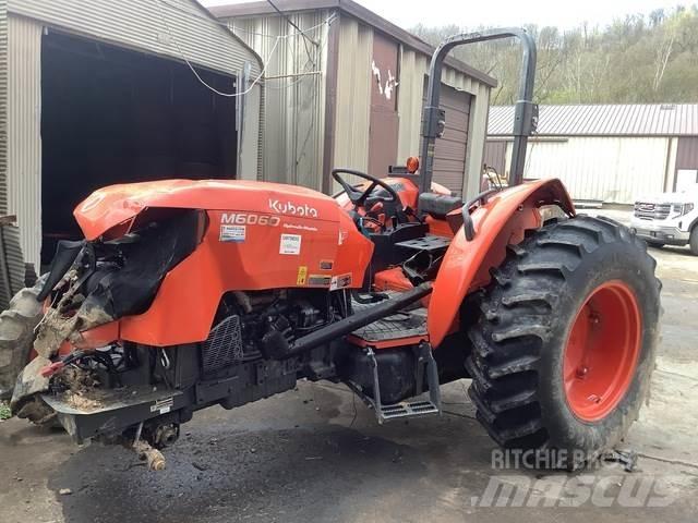 Kubota M6060HD Трактори