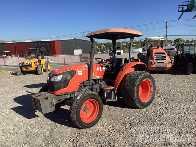Kubota M7060D Трактори