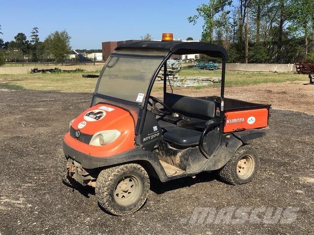 Kubota RTV500 Підсобні машини