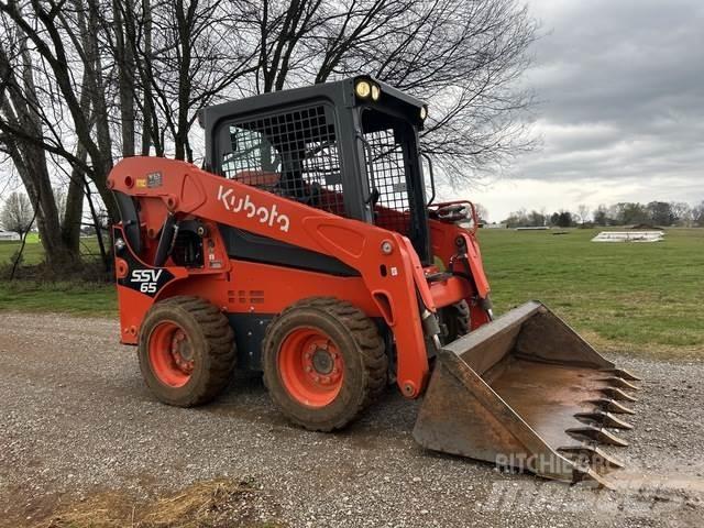 Kubota SSV65 Міні-навантажувачі