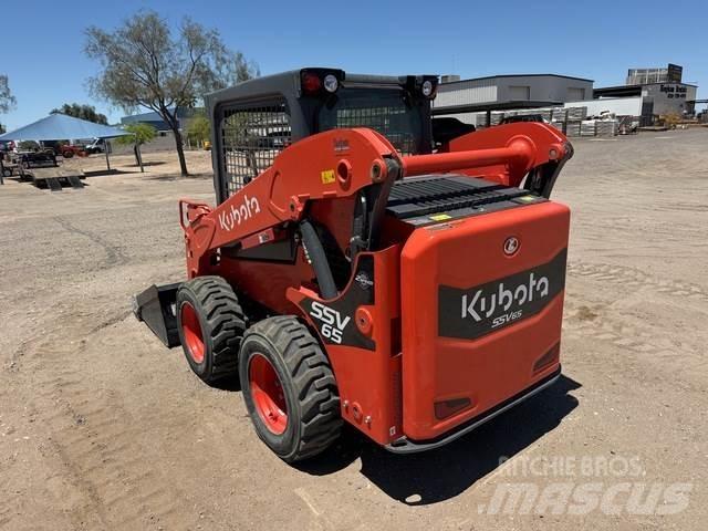 Kubota SSV65H Міні-навантажувачі