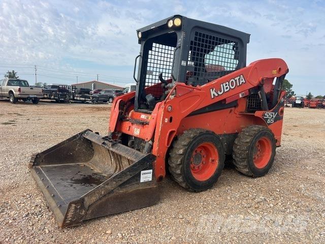 Kubota SSV65P Міні-навантажувачі