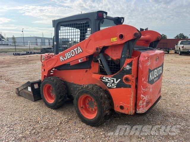 Kubota SSV65P Міні-навантажувачі