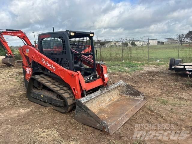 Kubota SVL65-2 Міні-навантажувачі