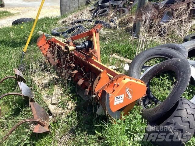 Kuhn  Інші землеоброблювальні машини і додаткове обладнання