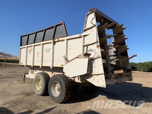 Kuhn PSC161T Розсіювачі гною