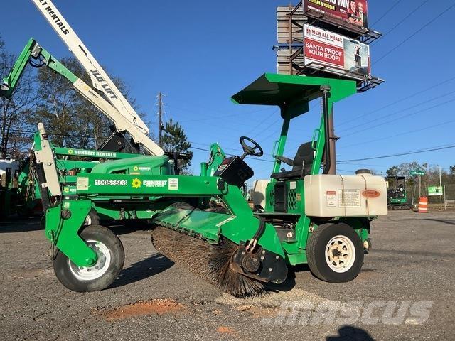 Lay-Mor SM300 Внутрішні підмітальні машини