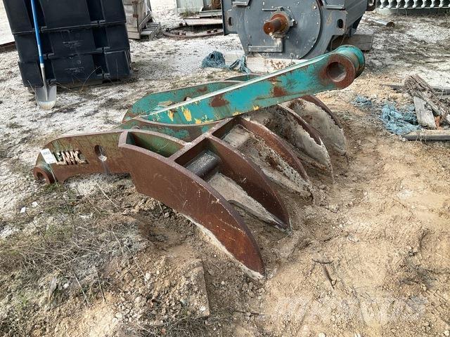 Lemac HDG21-23 Гусеничні екскаватори