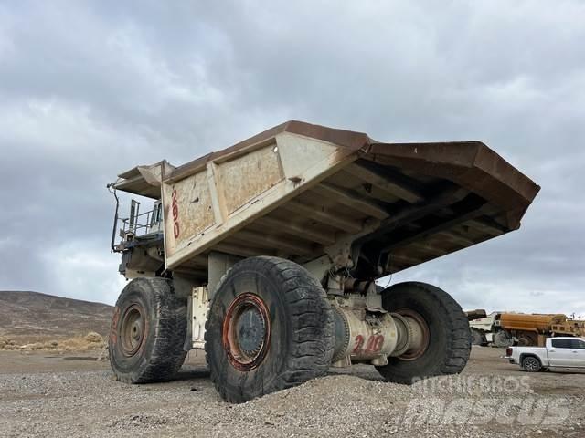 Liebherr T282B Зчленовані самоскиди