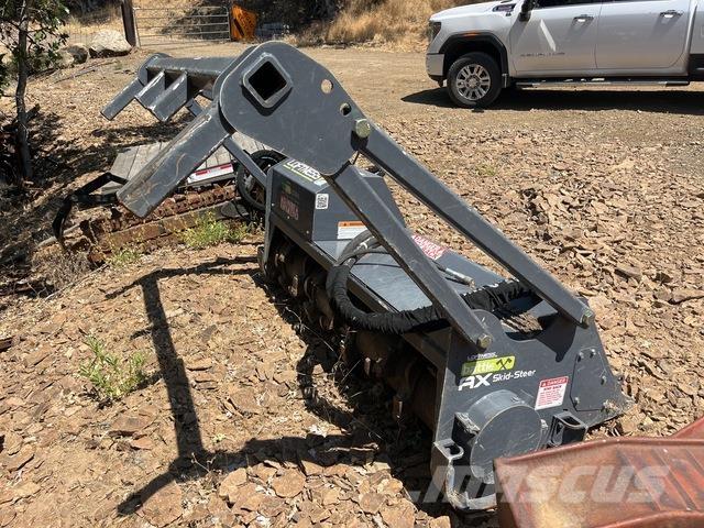 Loftness  Інші землеоброблювальні машини і додаткове обладнання