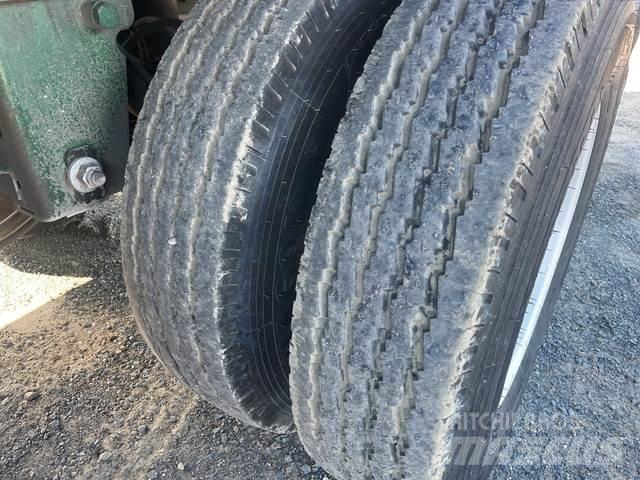 Lucar  Напівпричепи-рефрижератори