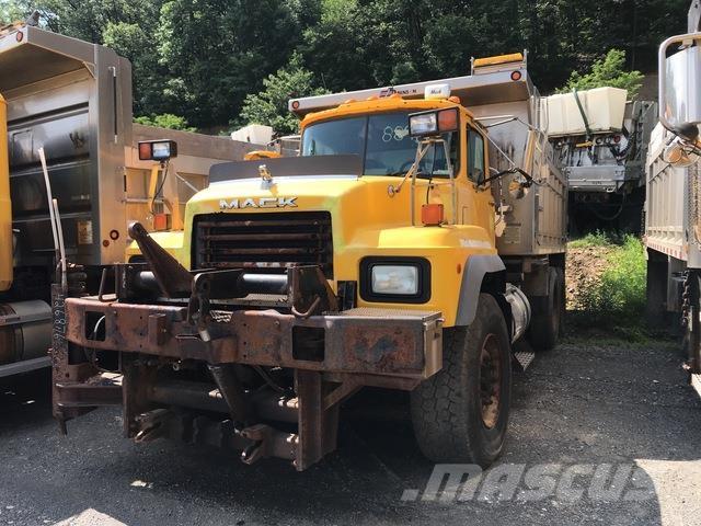 Mack 600 Снігоочищувальні ножі та плуги