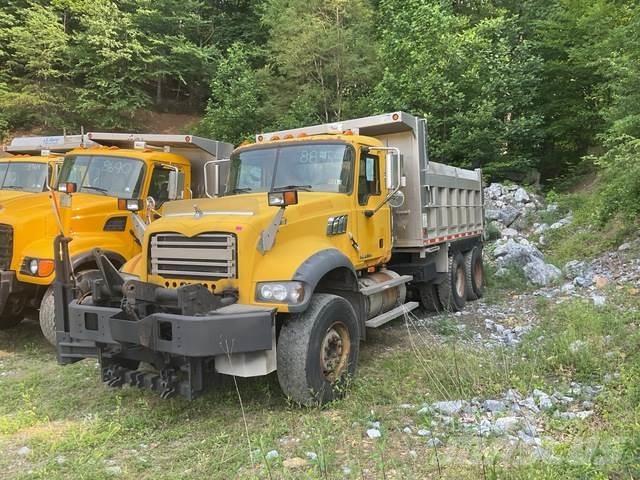 Mack 700 Снігоочищувальні ножі та плуги