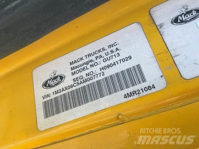 Mack 700 Снігоочищувальні ножі та плуги
