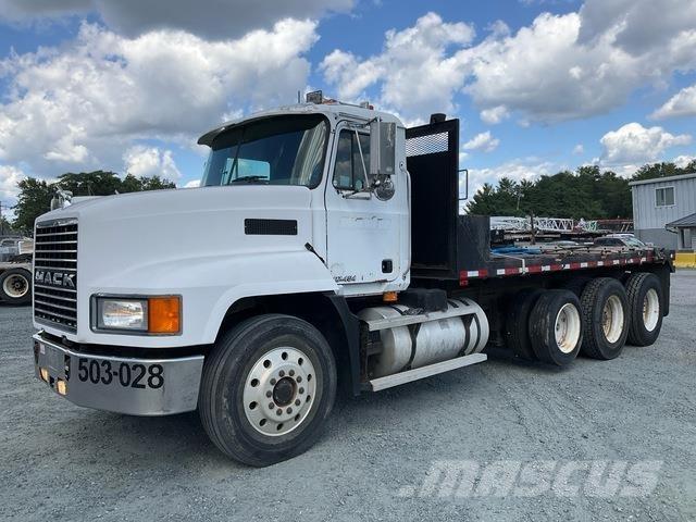 Mack CH 613 Вантажівки-платформи/бокове розвантаження
