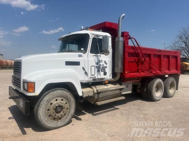 Mack CH613 Самоскиди