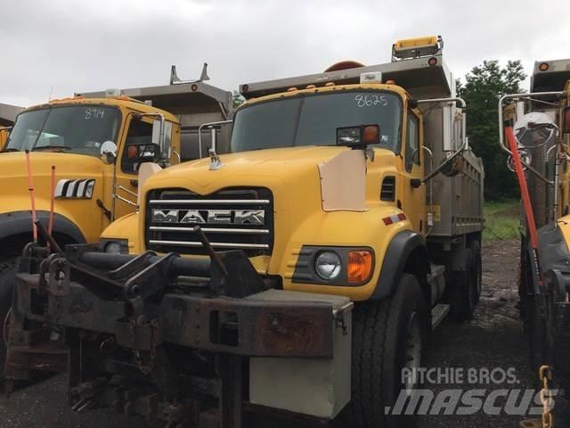 Mack CV700 Снігоочищувальні ножі та плуги