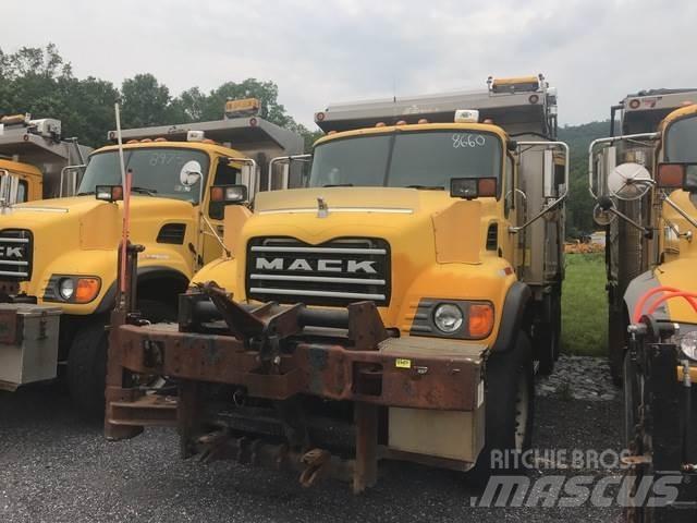 Mack CV700 Снігоочищувальні ножі та плуги