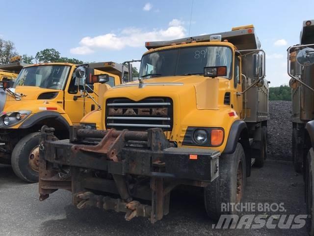 Mack CV700 Снігоочищувальні ножі та плуги