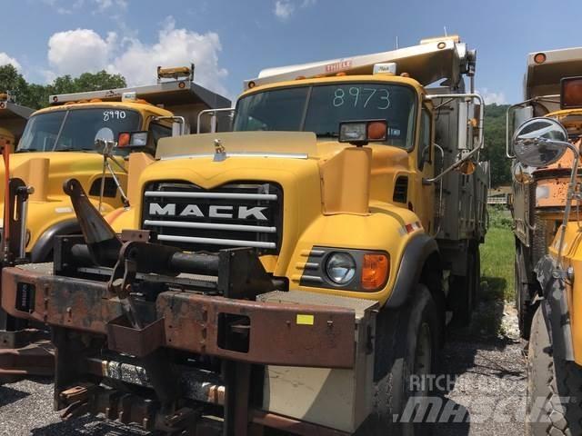 Mack CV700 Снігоочищувальні ножі та плуги