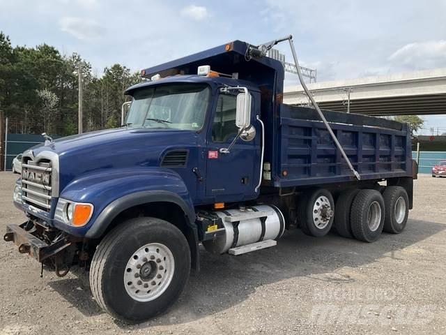 Mack CV713 Самоскиди