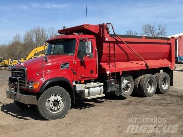 Mack CV713 Самоскиди